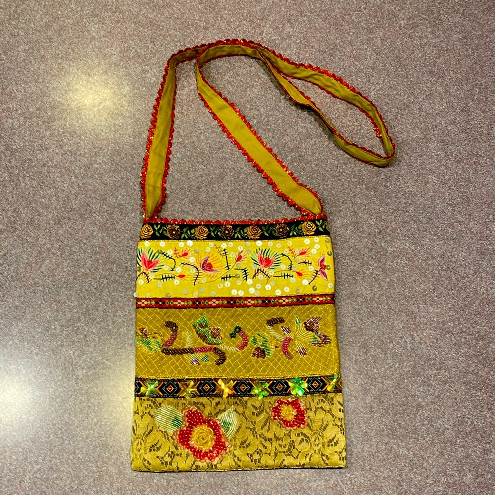 Gorgeous Christian Livingston Beaded Bag NWOT - Picture 2 of 5